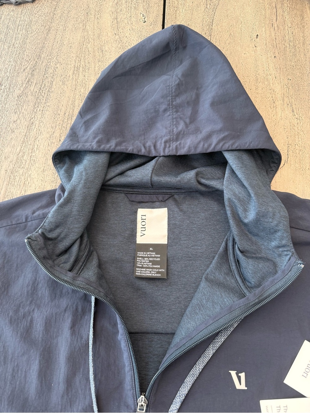 Vuori Sunday Element Jacket - Picture 10 of 12